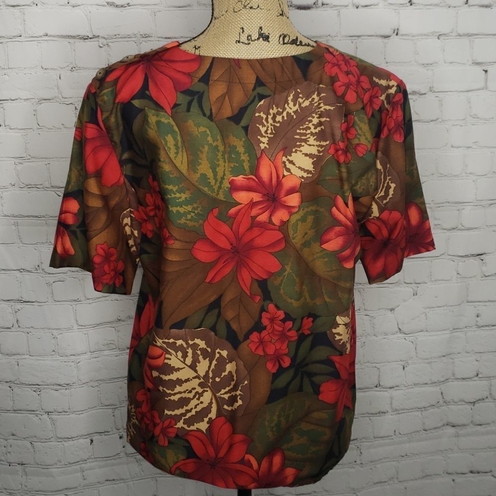 Vintage Hibiscus Tropical Flower Top Colorful - Picture 6 of 9
